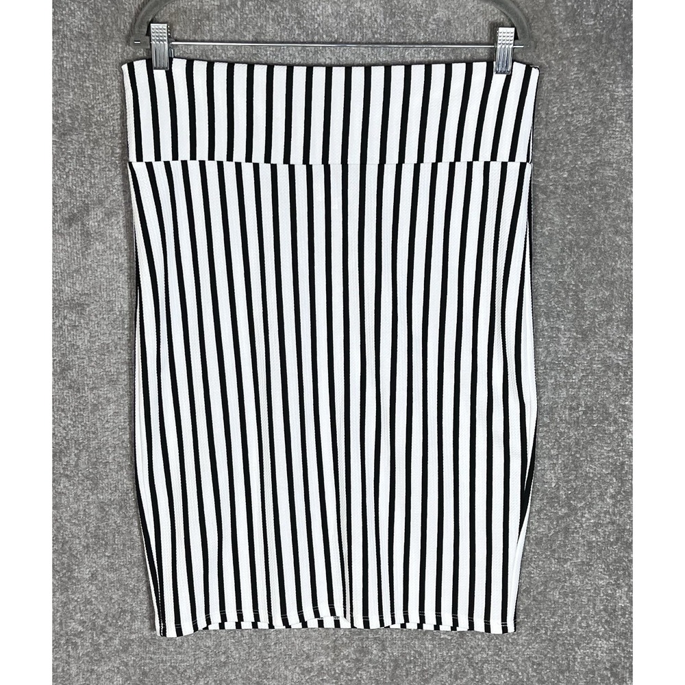 Lularoe Cassie Straight Pencil Skirt Womens Sz XL Black White Stripe Stretch USA